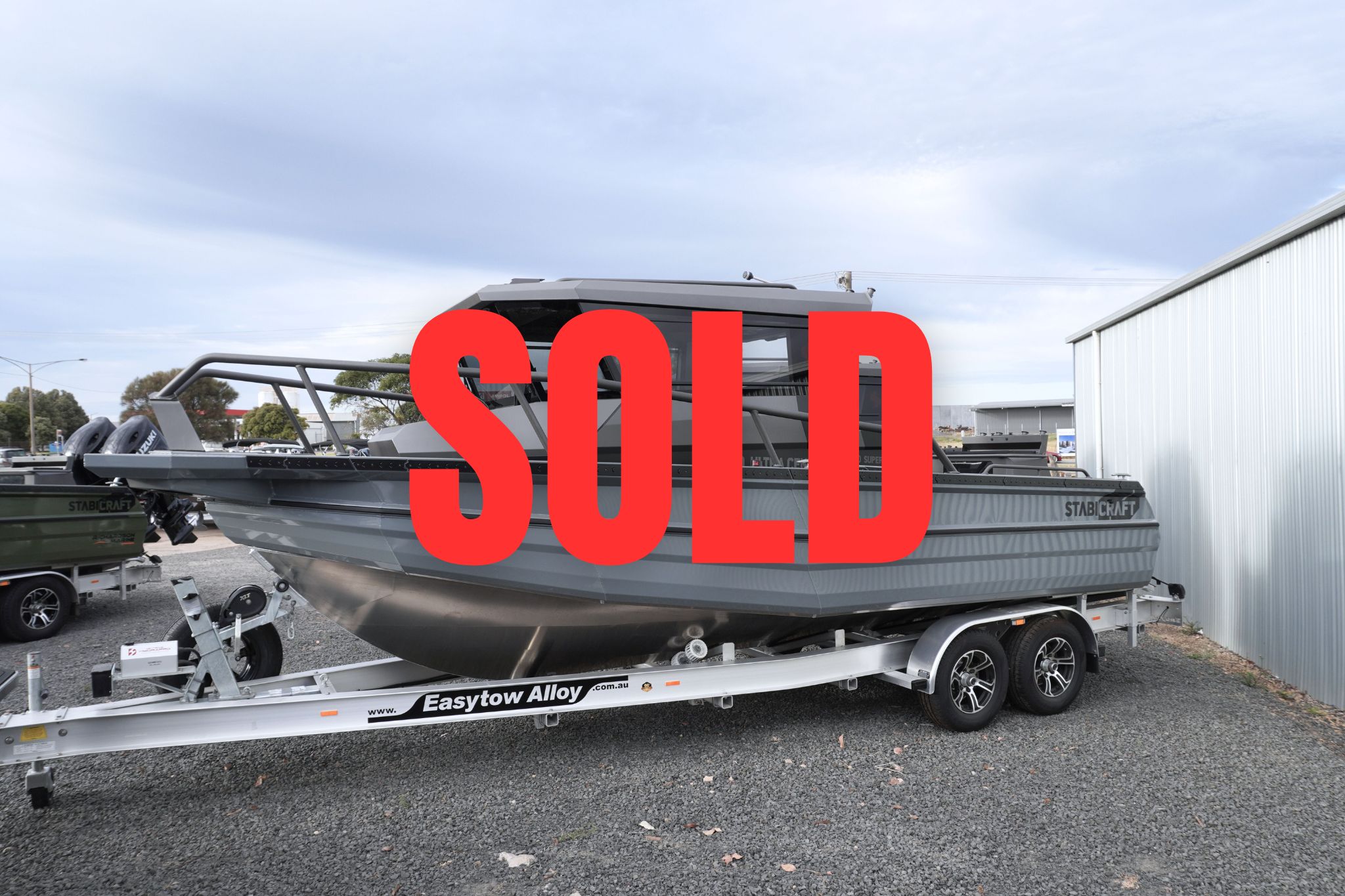 2350 Ultra Centrecab